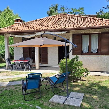 Villetta Singola Con Giardino Cottage Ghisallo Zona Bellagio Magreglio Exteriér fotografie